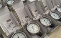 Đồng hồ đo áp suất Đức Thân inox D100 , Wika chân inox đứng 15A, P10 bar
