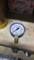 Đồng hồ đo áp suất Đức Wika chân đồng đứng 15A, thân thép D100 P1kg 14 psi
