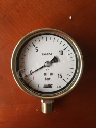 Đồng hồ áp suất Wise P252 vỏ Inox chân dưới Inox 1/2 (15A), mặt D100mm, áp (-1)-15bar 